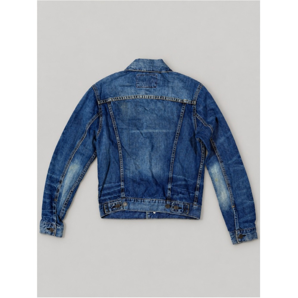 American Living Men's Denim Trucker Jacket Distressed Blue 100% Cotton S - Picture 2 of 8